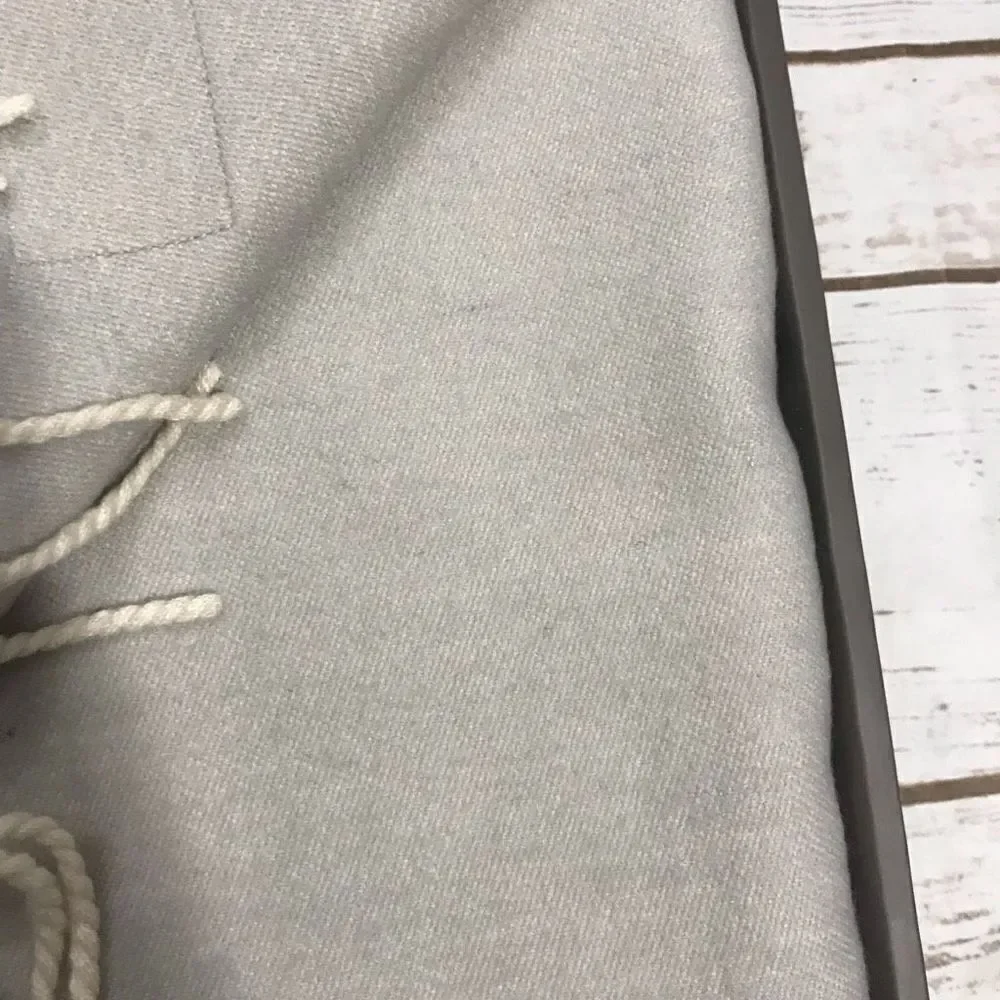 Demdaco Giving Wrap‎ Soft Scarf cream nwt